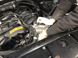【一般修理】BMW　オイル漏れ修理