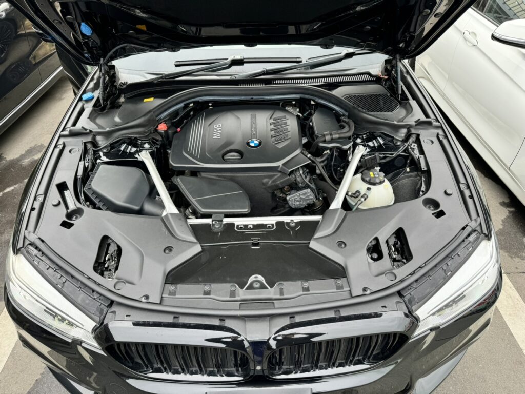 エンジンルームの状態