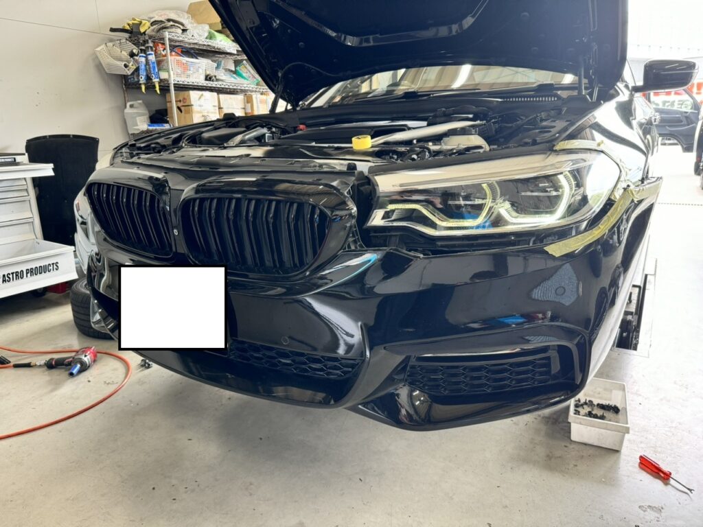 バンパーを取り外した状態